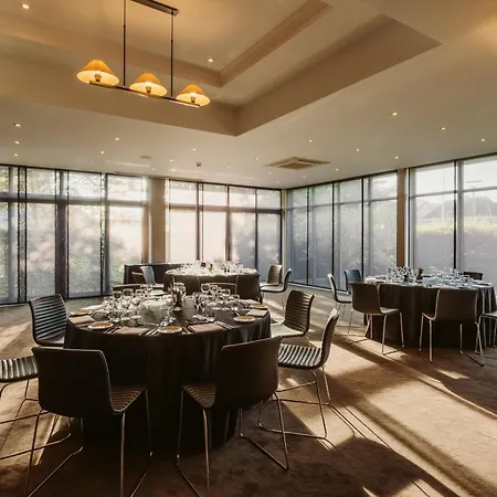 Serwir Hotel 4*