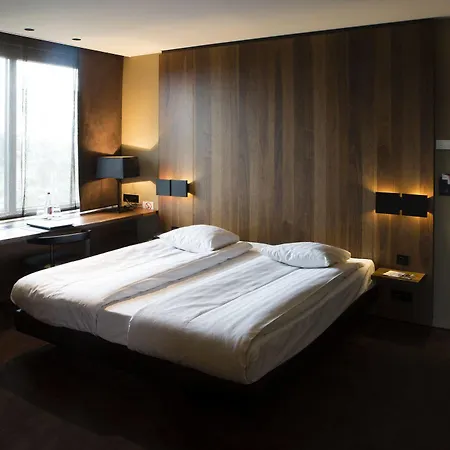 Serwir Hotel
